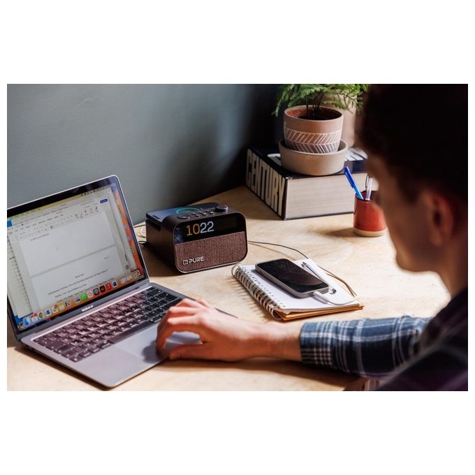 Pure 30103 Moment Charge Radiosveglia Digitale DAB+ FM Bluetooth 5.3 Ricarica Wireless 10W colore Coffee Black