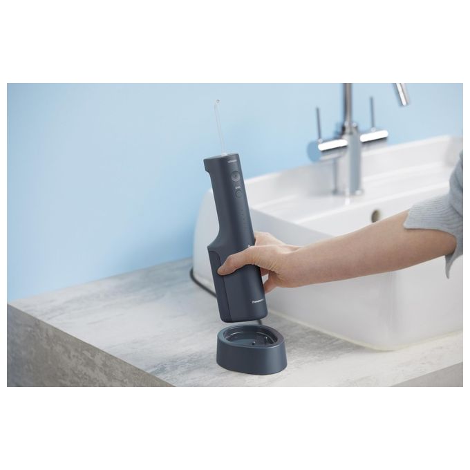 Panasonic EW-DJ66-A303 Serie 600 Irrigatore Orale a Ultrasuoni 200ml IPX7 5 Livelli di Pressione 2 Ugelli colore Blu Marino