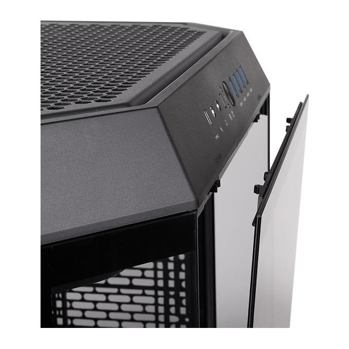 Thermaltake CA-1Z1-00M1WN-00 The Tower 600 Case PC Midi Tower ATX Micro ATX Mini-ITX Vetro Temperato RGB 7 Slot Espansione 4 USB 3.2 Gen 1 1 USB Tipo C colore Nero