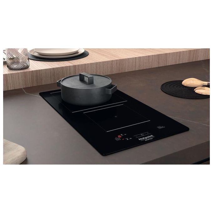 Hotpoint HQ 0930S NE Piano cottura a induzione 28 cm 2 zone 9+booster colore Nero