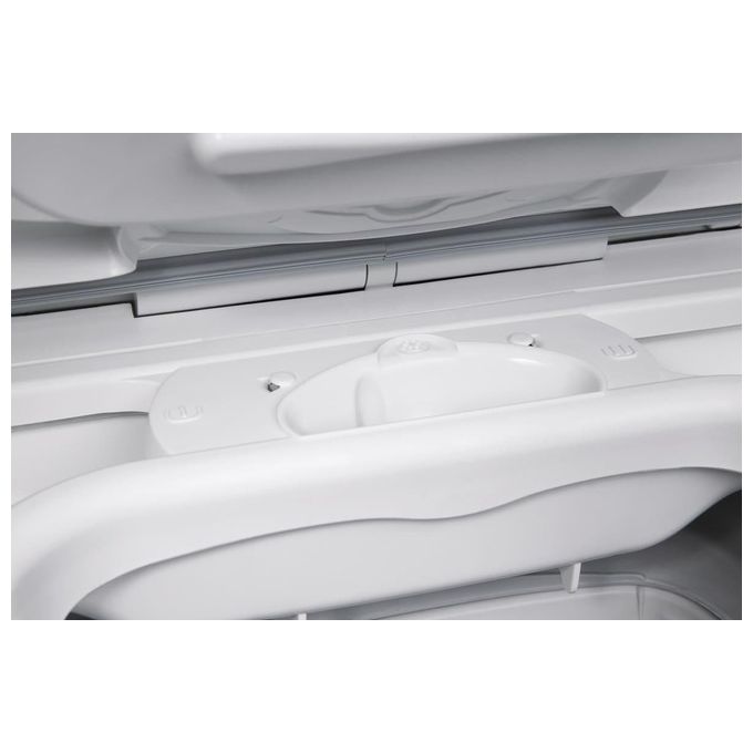 Electrolux SensiCare 600 EW6T526C Lavatrice Carica dall'Alto 6 Kg Classe C Profondita' 60 cm Centrifuga 1151 giri Funzione Vapore