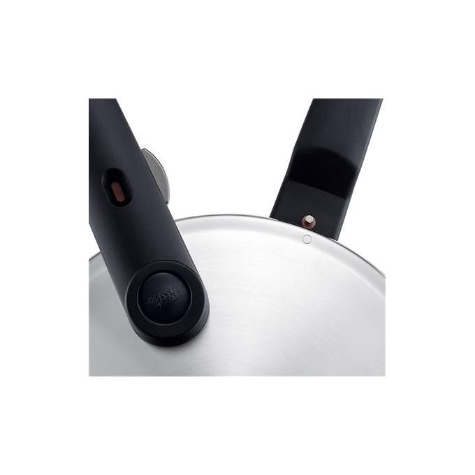 Fissler 602-410-04-000-0 Vitaquick Premium Pentola a Pressione 4,5 L Acciaio Inox Induzione 22 cm colore Acciaio inox