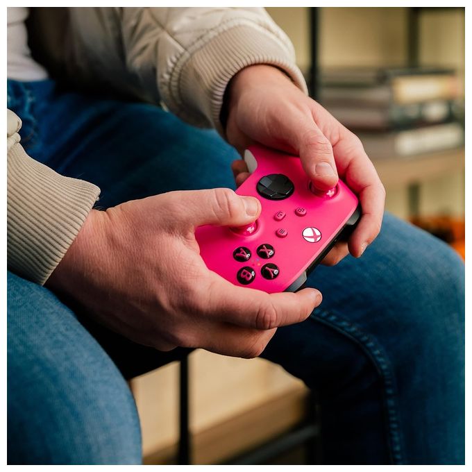 Microsoft QAU-00083 Controller Wireless per Xbox Compatibile con Xbox Series X-S Xbox One PC Windows Android iOS Bluetooth Jack 3,5 mm Pulsante Condividi Batteria AA Fino a 40 Ore colore Rosa Intenso