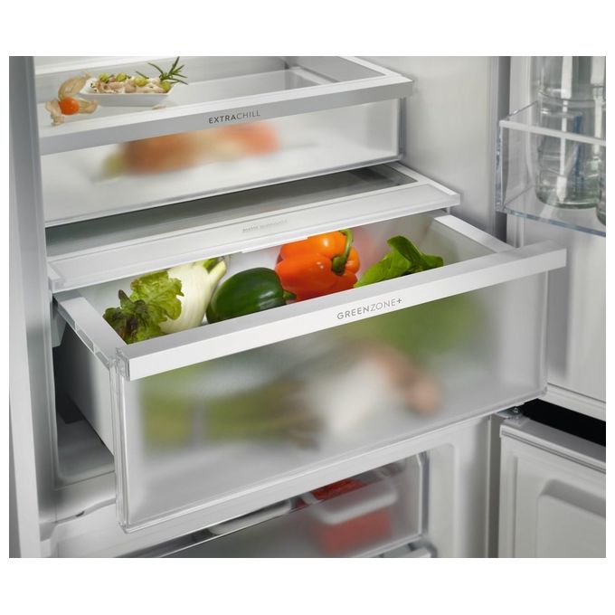 Electrolux ENP7MD18S Serie 700 Frigorifero da Incasso 249 L 177 cm Classe D 35 dB No Frost GreenZone+ colore Inox