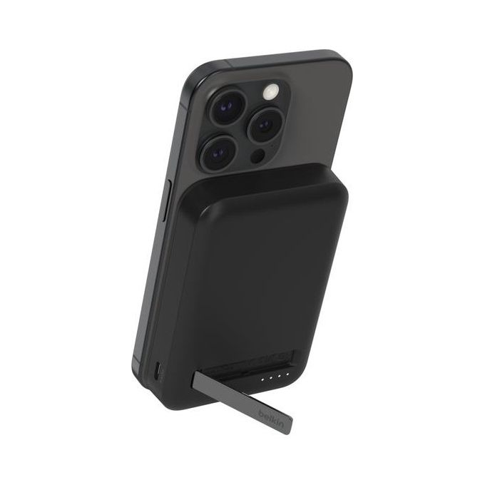 Belkin BPD007BTBK BoostCharge Pro Power Bank Magnetica 8000 mAh Ricarica Wireless fino a 15 W con Kickstand 2 Dispositivi Simultanei colore Nero