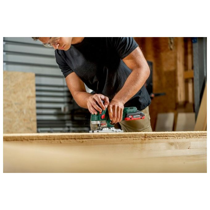 Metabo 601502840 STA 18 LTX 150 BL Seghetto alternativo a batteria 18 V motore brushless profondita' taglio 150 mm cambio lama senza attrezzi colore Nero