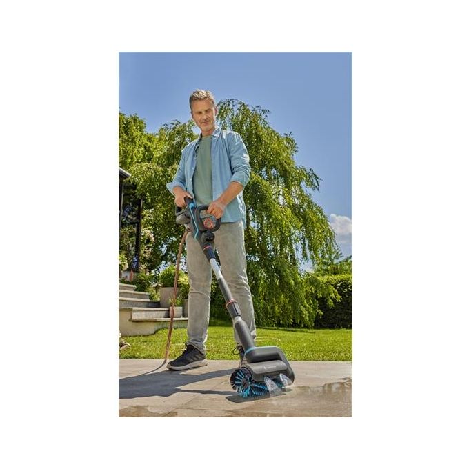 Gardena 14849-20 AquaBrush Spazzola a rullo media per superfici irregolari e fughe materiale setole in nylon duro colore Verde Grigio