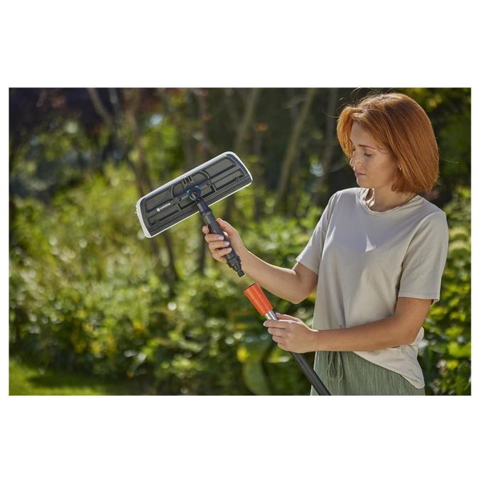 Gardena 18808-20 Cleansystem Tergivetro ad Acqua 31 cm Panno Microfibra Spatola Gomma Snodo 360°
