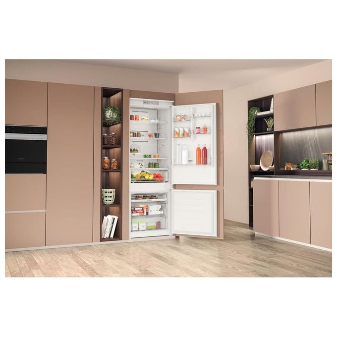 Hotpoint HA SP70 T111 Frigorifero Combinato da Incasso 394 L 193,5 cm Classe E 32 dB Total No Frost colore Bianco