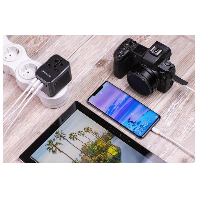 Verbatim Univesal Travel Adapter UTA-03 USB-C 30W 2xUSB-C 2xUSB-A