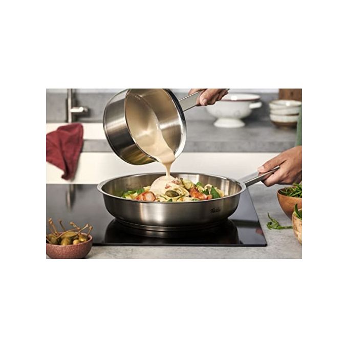 Fissler 084-378-28-100-0 Original-Profi Collection Padella Multiuso 28 cm Acciaio inox con Superficie Novogrill Capacita' 3 L Adatta a Tutti i Piani Cottura inclusa Induzione colore Acciaio inox