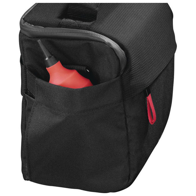 Hama 121338 Matera 130 Borsa a tracolla per Fotocamera Digitale in Poliestere Riciclato con Divisori Regolabili e Tasche Organizzative colore Nero