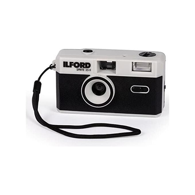 Ilford 2005153 Sprite 35 II Macchina Fotografica Analogica Compatta Riutilizzabile 35mm Flash Integrato ISO 200-800 colore Nero Argento