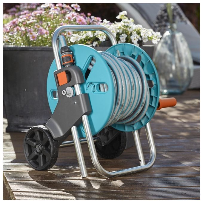 Gardena 18502-50 AquaRoll S Carrello Avvolgitubo Set con Tubo 20 m Lancia e Raccordi colore Nero Blu Acciaio inox