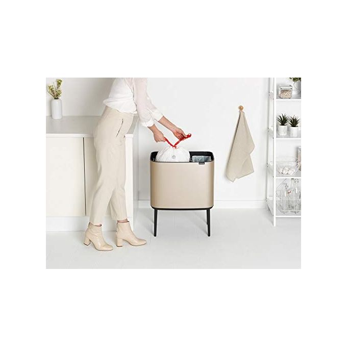 Brabantia 304620 Bo Touch Bin Pattumiera 34 L con Apertura Soft Touch Piedini Regolabili colore Champagne