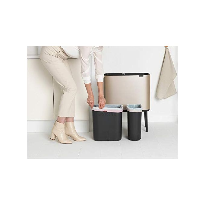Brabantia 304620 Bo Touch Bin Pattumiera 34 L con Apertura Soft Touch Piedini Regolabili colore Champagne