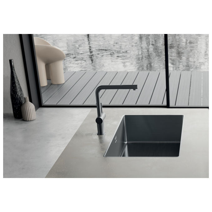 Foster 4157016 Phantom Edge Lavello 1 vasca Acciaio Inossidabile AISI304 AISI316 PVD Gun Metal con Bordo Zero Edge per Installazione Sottopiano (75.2x75.2x19 cm) colore Gun Metal
