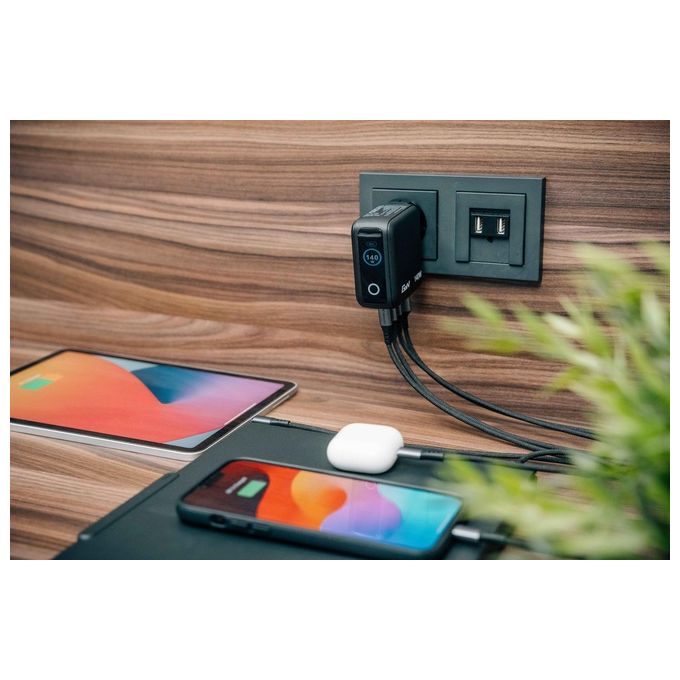 Verbatim 30240 Caricabatterie Universale Mini GaN 140W con Display 3 Porte USB Tipo C 1 Porta USB Tipo A Ricarica Rapida Power Delivery 3.0 Quick Charge 3.0 colore Nero