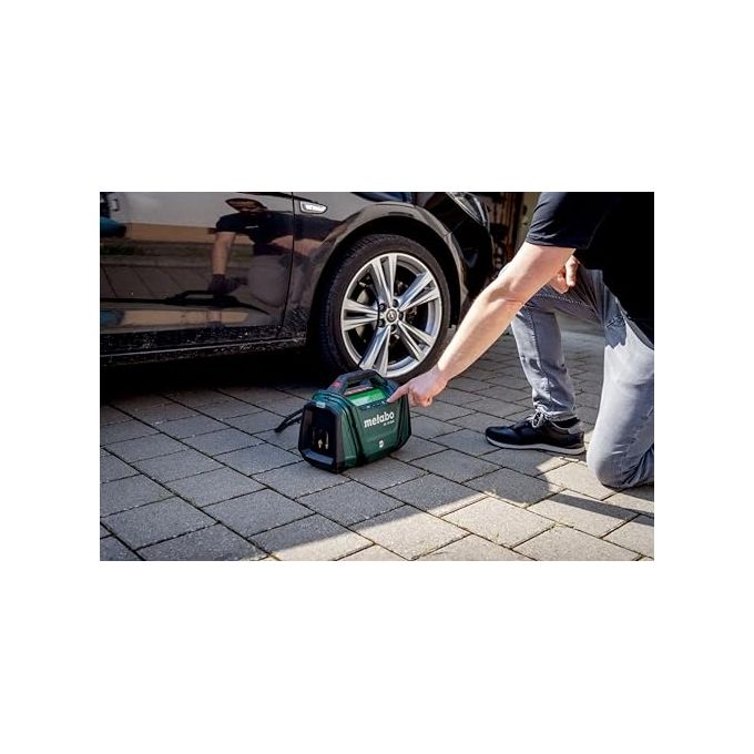 Metabo 600794850 AK 18 MULTI Compressore ad Aria 16 l-min 11 bar Batteria 18 V con Display Retroilluminato e Manometro Integrato colore Nero Verde