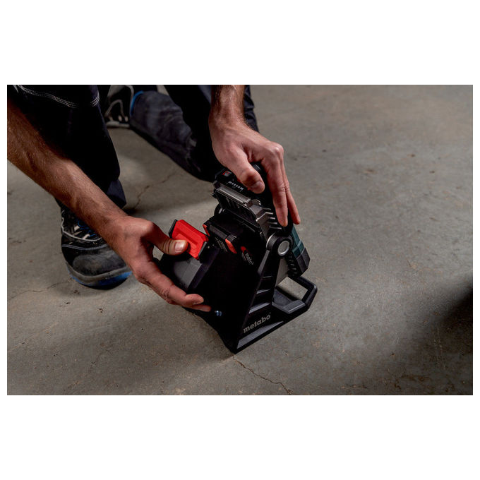 Metabo BSA 18 LED 4000 Faro da cantiere 4000 lm IP54 funzione dimmer e USB 270° angolo di rotazione batteria 18 V CAS colore Verde