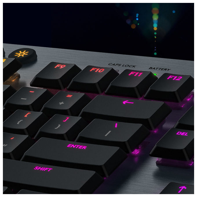 Logitech G 920-008910 Tastiera Gaming Wireless Bluetooth QWERTY Retroilluminata Carbonio