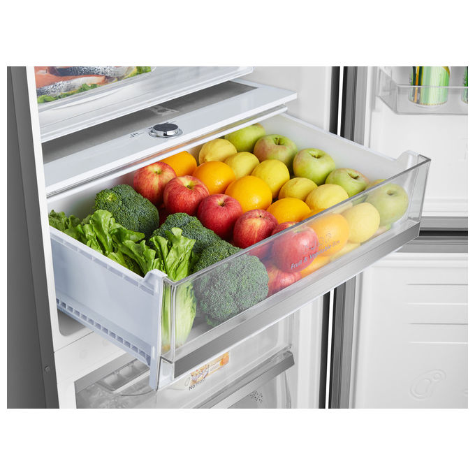 Hisense RB645N4BFE Frigorifero Combinato 495 L 200 cm Classe E 36 dB No Frost Total No Frost colore Nero