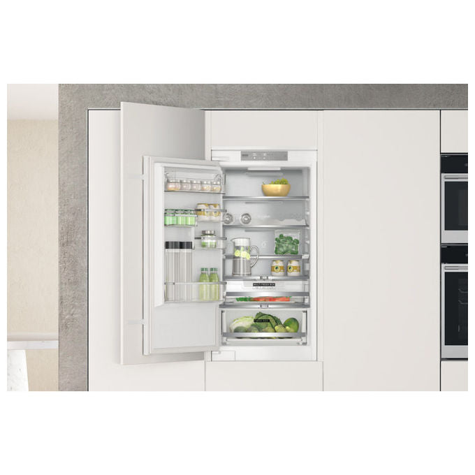 Whirlpool WHC18T573 Frigorifero Combinato da Incasso 250 L 177 cm Classe D Total No Frost 32 dB 6° Senso colore Bianco