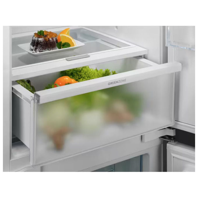 Electrolux ENG7TE18S Serie 700 GreenZone Frigorifero Combinato da Incasso 256 L 177 cm Classe E 36 dB Total No Frost colore Bianco