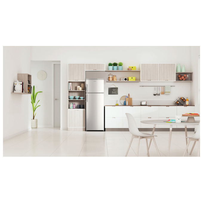 Indesit IT60 732 S Frigorifero Combinato 316 L 174,9 cm Classe E 39 dB Libera Installazione colore Argento