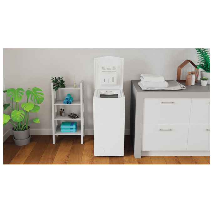 Indesit BTW L60400 IT Lavatrice Carica dall'Alto 6 Kg 1000 rpm Classe C Water Balance Plus Rapid Wash (90x40x60 cm) colore Bianco
