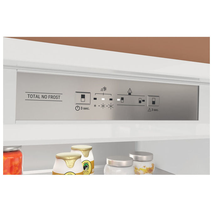 Hotpoint HASP70T121 HA SP70 T121 Frigorifero Combinato da Incasso 394 L 194 cm Classe E Total No Frost 32 dB colore Bianco