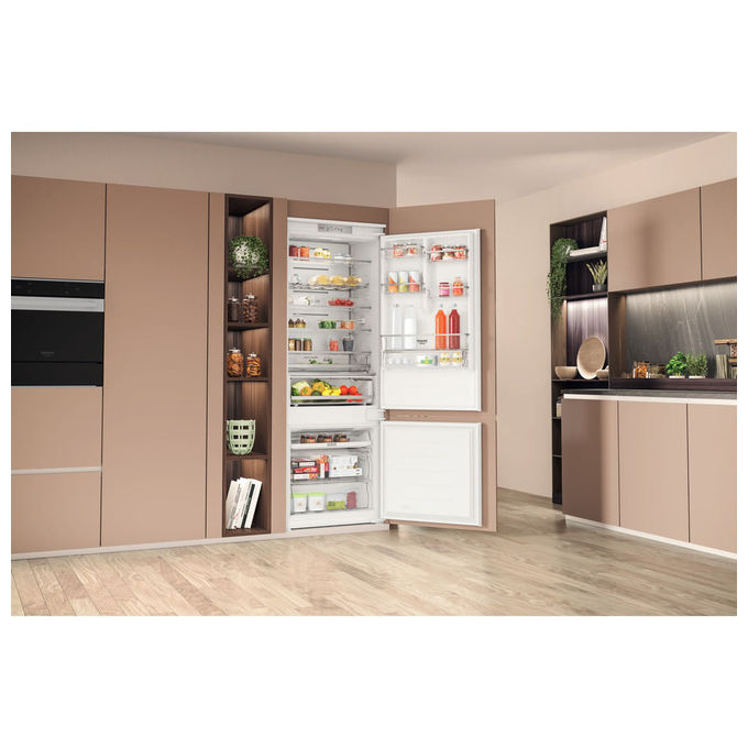 Hotpoint HASP70T121 HA SP70 T121 Frigorifero Combinato da Incasso 394 L 194 cm Classe E Total No Frost 32 dB colore Bianco