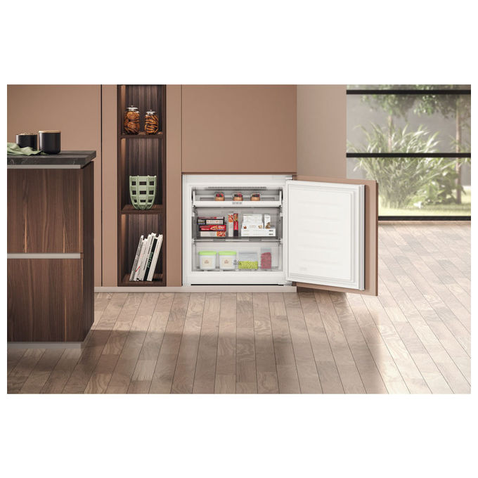 Hotpoint HASP70T121 HA SP70 T121 Frigorifero Combinato da Incasso 394 L 194 cm Classe E Total No Frost 32 dB colore Bianco