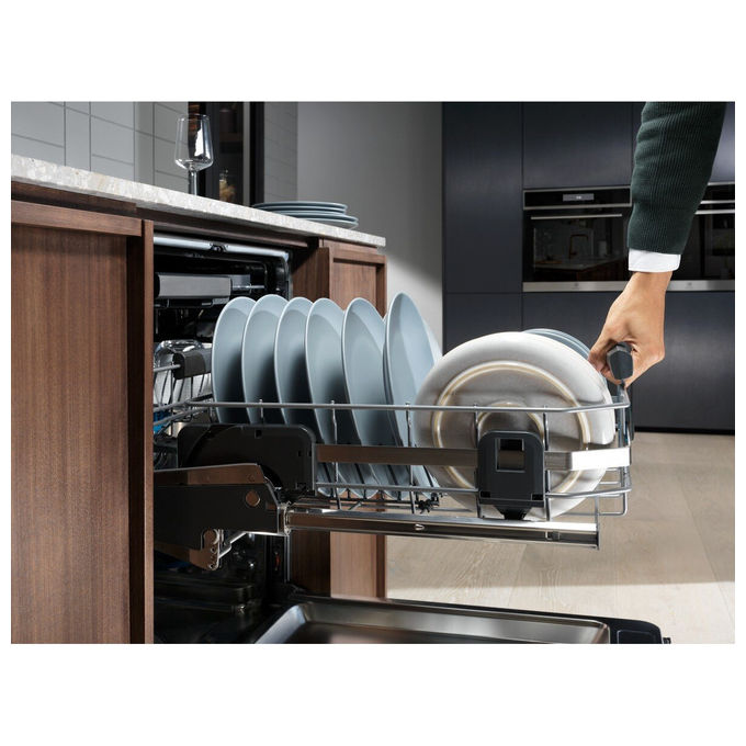 Electrolux KECB7310L Serie 900 Lavastoviglie da Incasso 14 coperti Classe D 44 dB AirDry ComfortLift Motore Inverter (82x60x55 cm) colore Nero