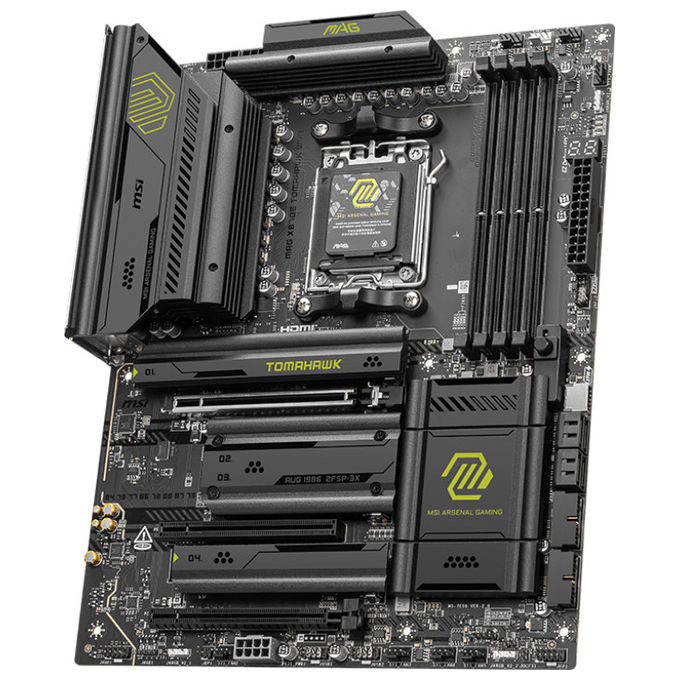 MSI 7E59-004R MAG X870E TOMAHAWK WIFI Scheda Madre ATX AM5 DDR5 PCIe 5.0 x16 4x M.2 Gen5 Wi-Fi 7 LAN 5G colore Nero