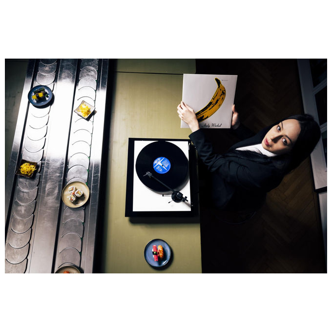 Pro-Ject E1 BT Giradischi a Cinghia Semiautomatico Bluetooth 5.2 Testina AT3600L 33 45 rpm 65 dB colore Nero