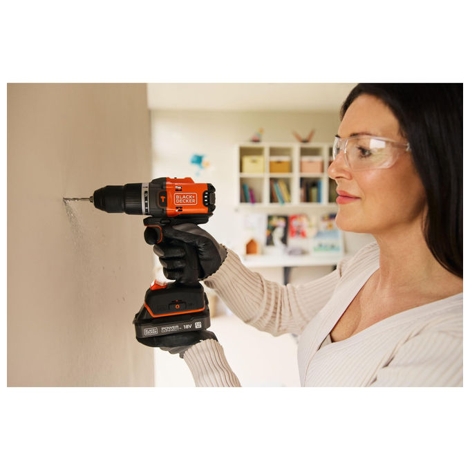 Black + Decker Trapano a Percussione 18V Senza Spazzole 50Nm BLD683XN-XJ