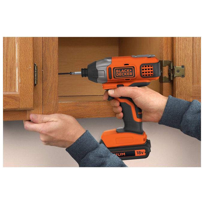 Black and Decker BDCIM18N-XJ Chiave di Impatto 18V 3000 giri-min Cacciavite Elettrico