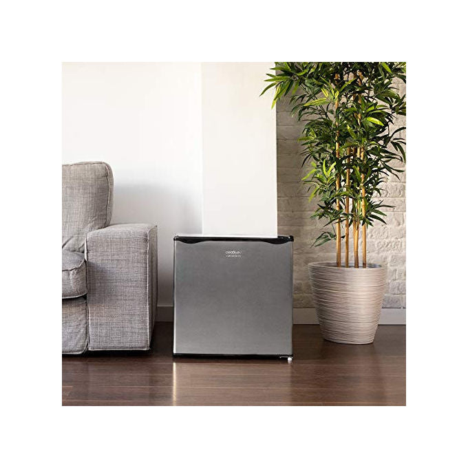 Cecotec 00151 GrandCooler 20000 Frigorifero Minibar 46 L 48.7 cm Classe E 41 dB Porta Reversibile colore Inox