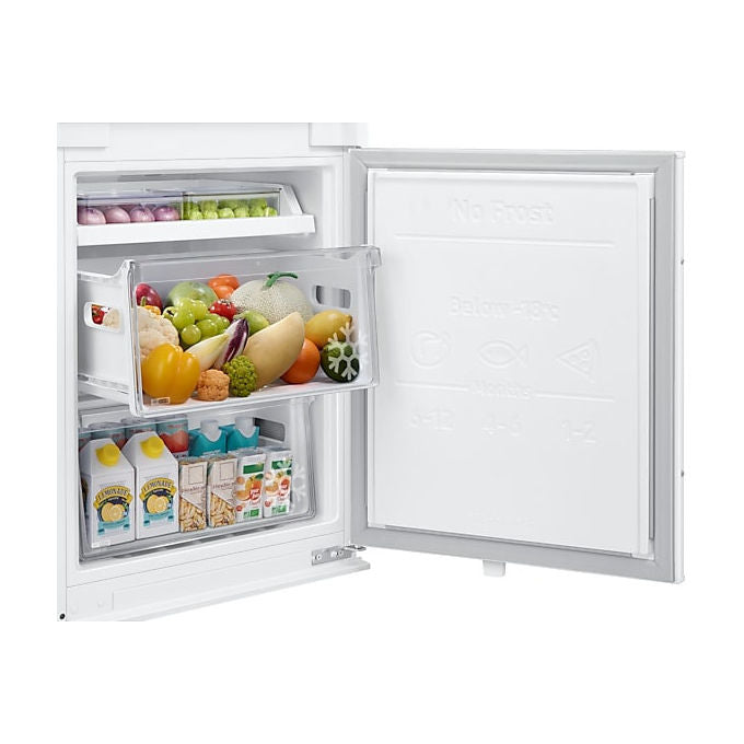 Samsung BRB80F26BDS0EF F1rst 60 Frigorifero Combinato da Incasso 264 L 177,5 cm Classe D 35 dB Total No Frost Wi-Fi colore Bianco