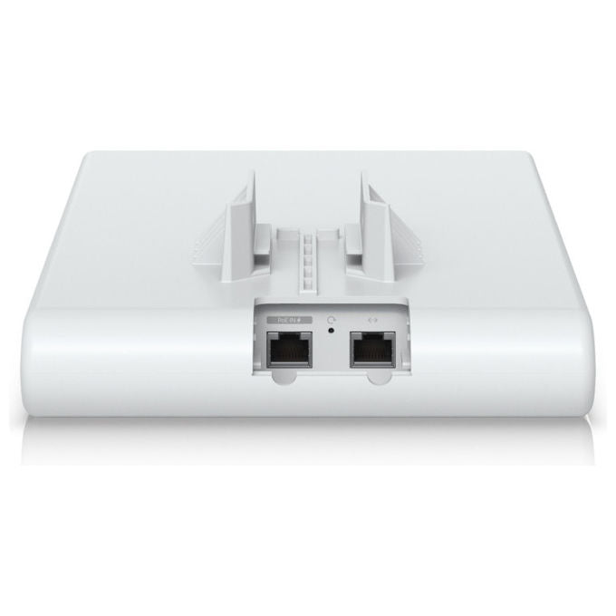 Ubiquiti UniFi U6-Mesh-Pro Access Point Wi-Fi 6 Dual-Band 2400Mbps PoE Bianco Router