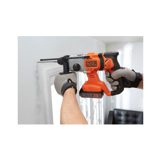 Black and Decker Trapano BCD900B-XJ con Impugnatura a Pistola