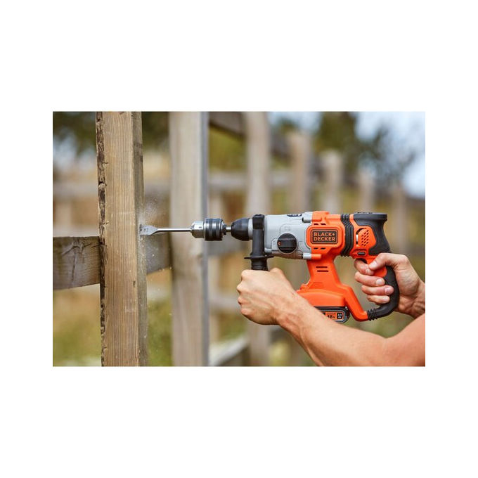 Black and Decker Trapano BCD900B-XJ con Impugnatura a Pistola