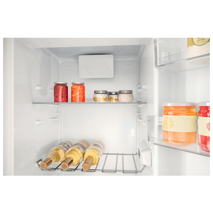 Hotpoint Ariston HASD18A011A1 Frigorifero da Incasso 177 cm Bianco