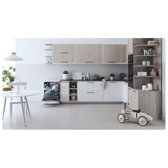 Indesit D2F HK26 Lavastoviglie Libera Installazione 14 coperti Classe E 46 dB 6 programmi (85x60x59 cm) colore Bianco
