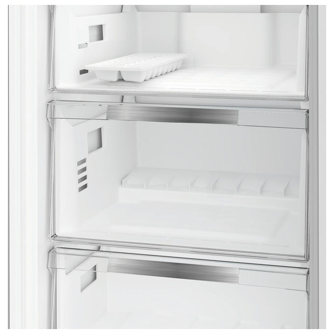 Hotpoint HP1K 25402 XP7E Frigorifero Combinato 355 L 203.5 cm Classe B 31 dB No Frost colore Acciaio Inox