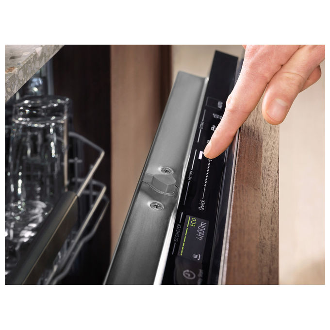 Electrolux EES47325L Serie 600 Lavastoviglie Integrata Totale 13 coperti Classe D 44 dB AirDry SatelliteClean Motore Inverter (82x60x55 cm) colore Nero