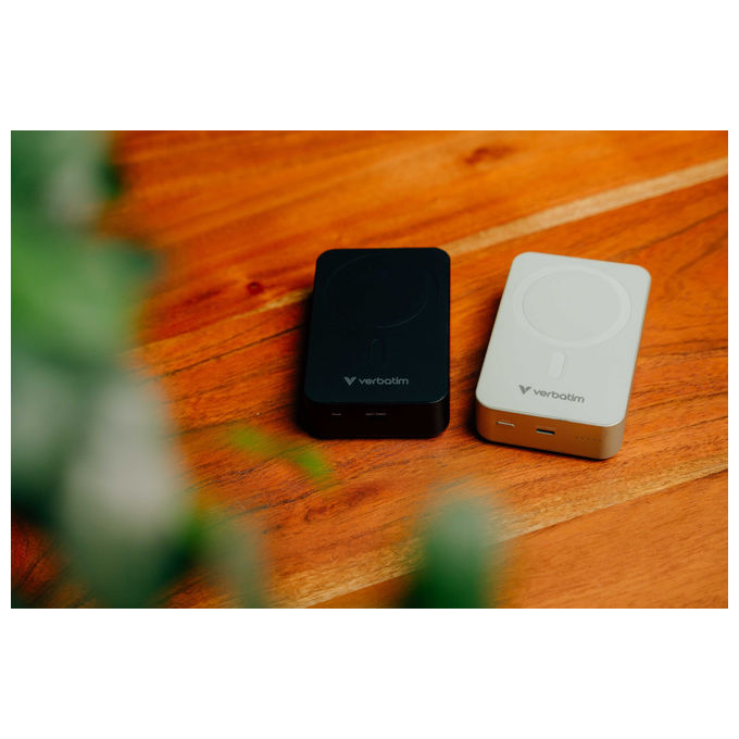Verbatim Charge 'n' Go Essentials 20000mAh Power Bank Wireless Magnetico Nero