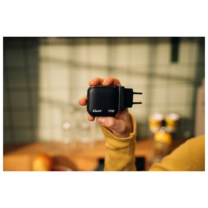 Verbatim Mini Caricatore GaN 70W, 3 Porte USB, Nero