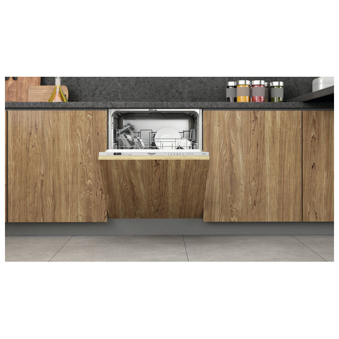 Hotpoint H2I HRD526 S Lavastoviglie Incasso a Scomparsa Totale 14 coperti Classe E 9 programmi Motore Inverter 46 dB (82x60x55 cm) colore Inox